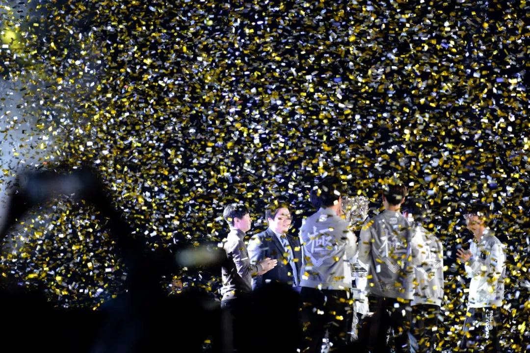 全球最高同时在线突破90万人！运营8年的《PUBG》为何还这么火？